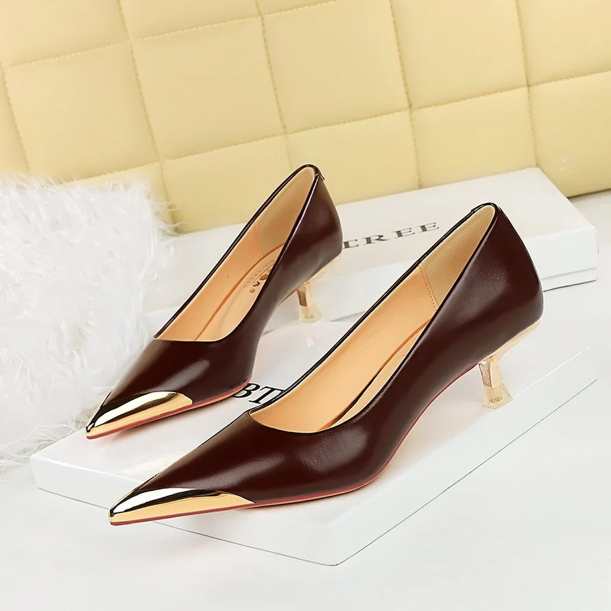 Style Banquet With Thin Heels Metal Pointed Tips Shallow Mouth Foot Trimming Slimming For Spring And Autumn Women Shoes Pumps