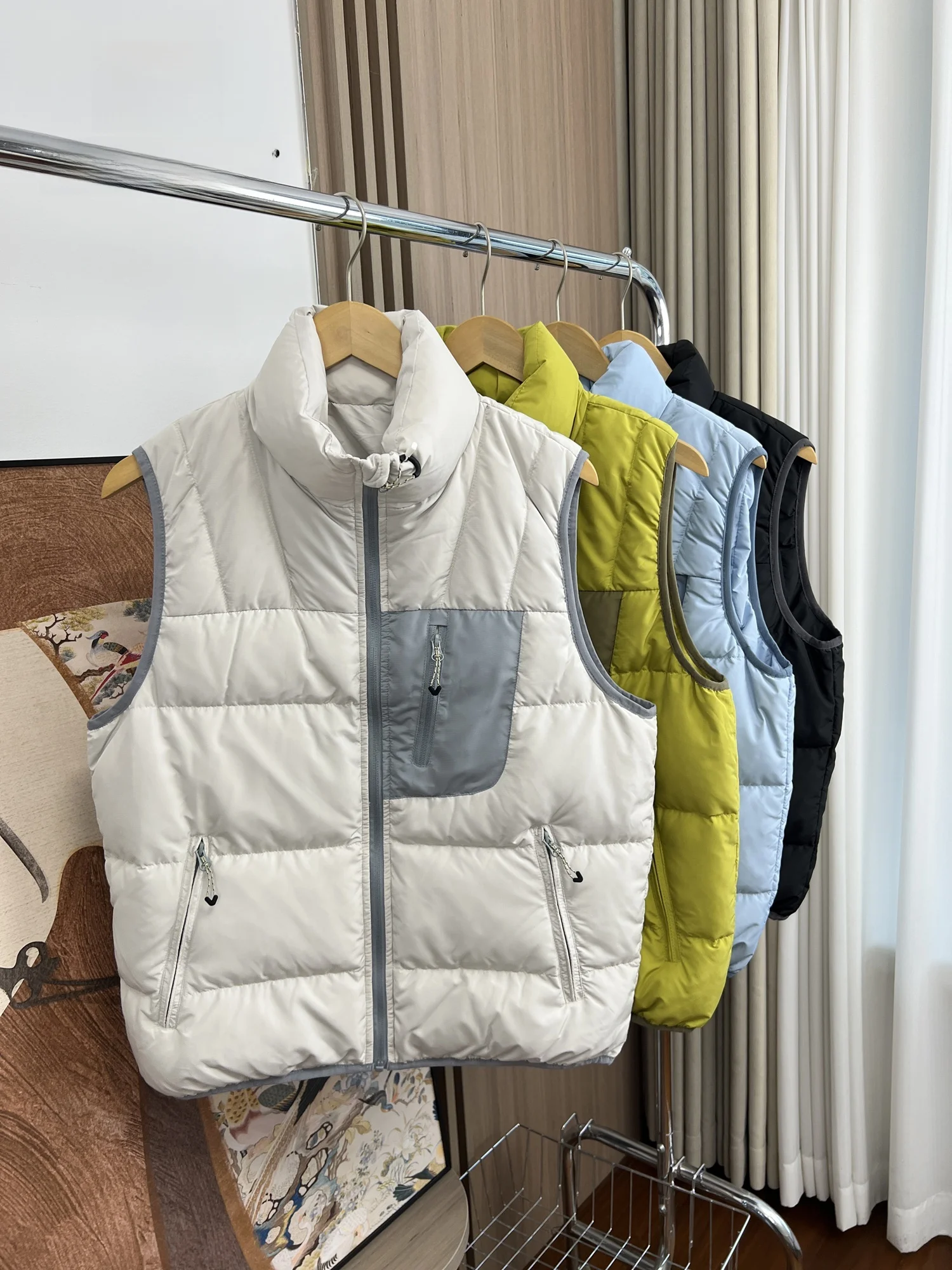 

90 Du down Men's Autumn Winter Jaet Stand Collar Patchwork Multiple kets Warmth Vest Youth Faion Daily Wear