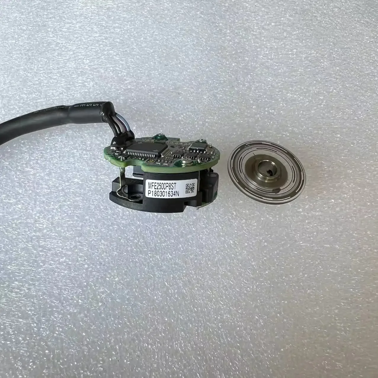 

Encoder MFE2500P8NX/P8ND/P8NV/P8LB/P8NCA/P8NBR/P8NBW/P4LB0