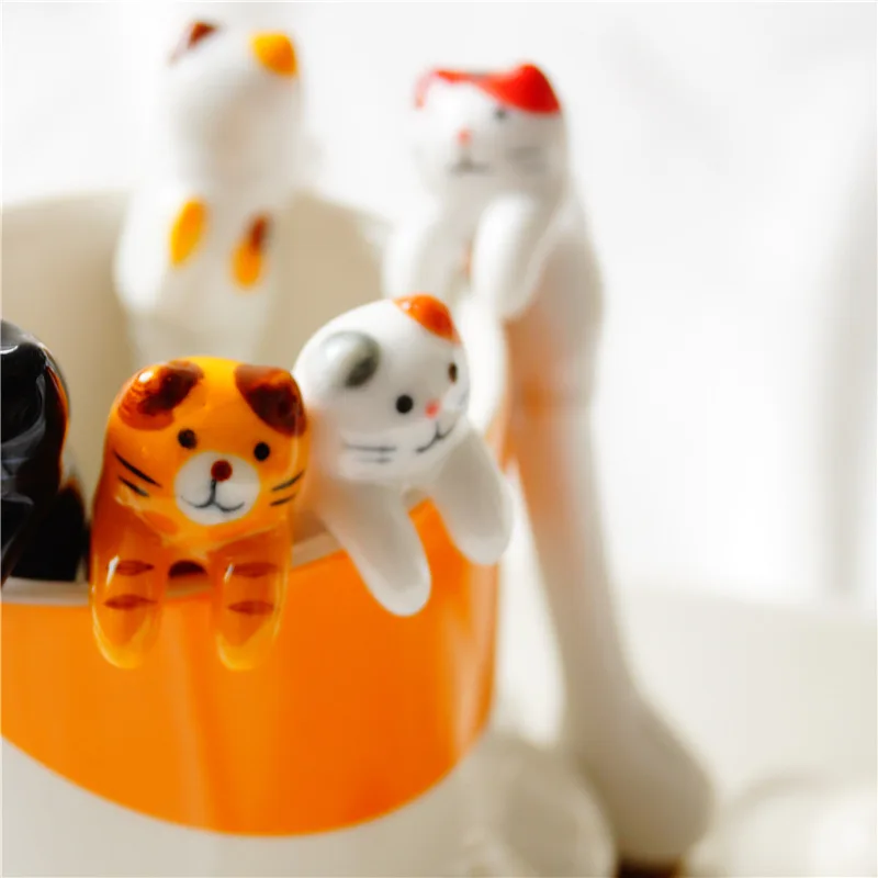 Ins Ceramic Coffee Mug Hanging Ear Mixing Scoop Ice Cream Dessert Scoop Hand-painted Three-dimensional Cat Hanging Scoop