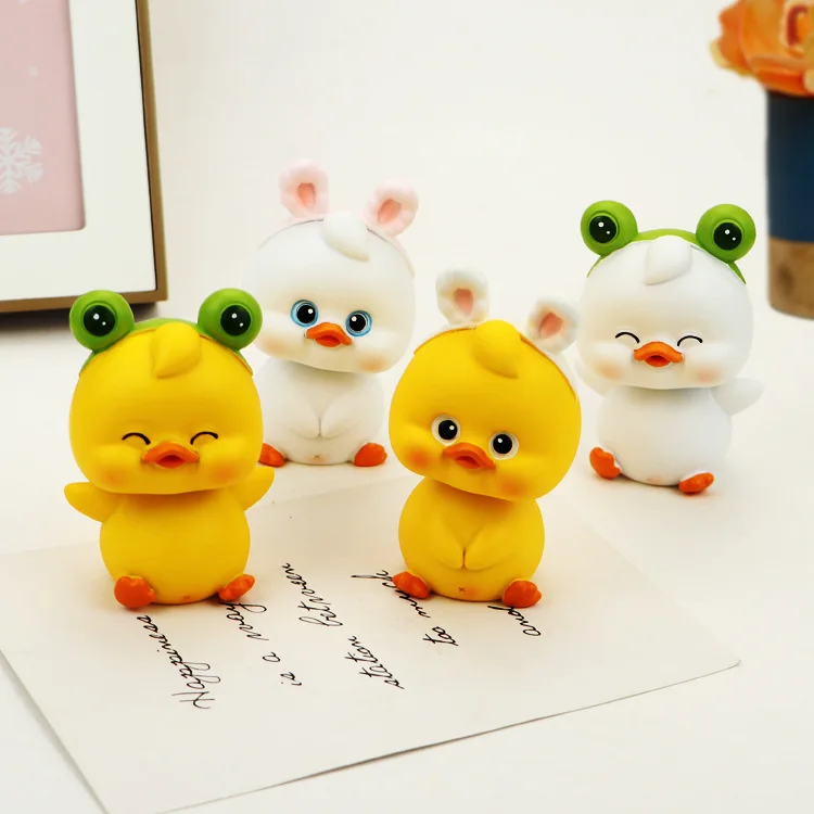 Cute Shake Yellow Duck Car Decoration Car Center Console Anime Car Interior Decoration Office Desktop Car Accessories