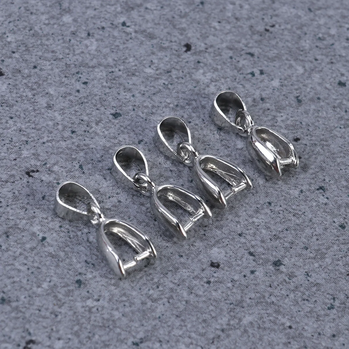 

100Pcs Bail Bead Pendant Connector Metal Pinch Clip 14mm Anti-Rust Jewelry Findings for DIY Bracelets Necklaces