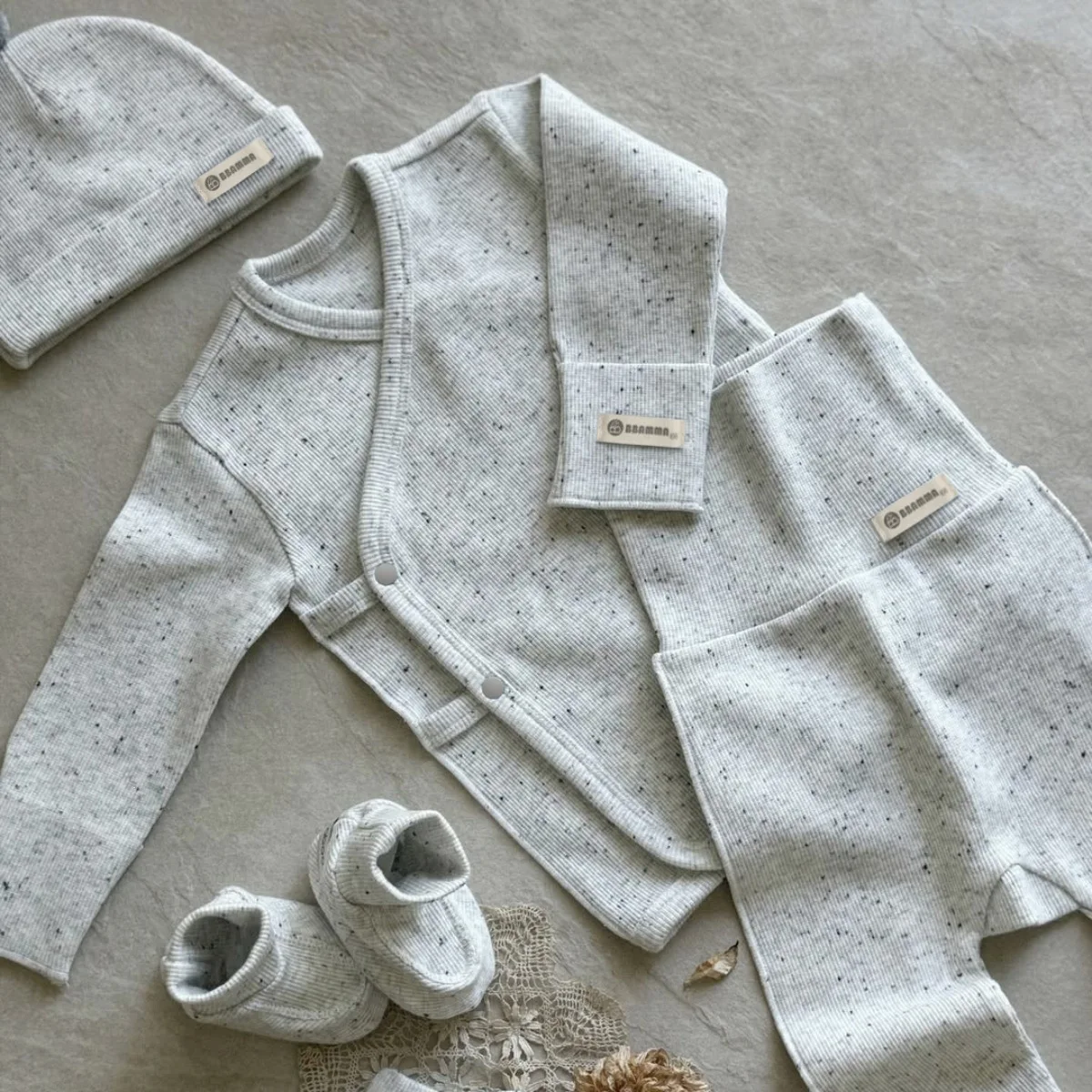 2026-summer-new-baby-home-clothes-set-for-boys-girls-infant-long-sleeve-tops-leggings-hat-3pcs-suit-cotton-toddler-outfits