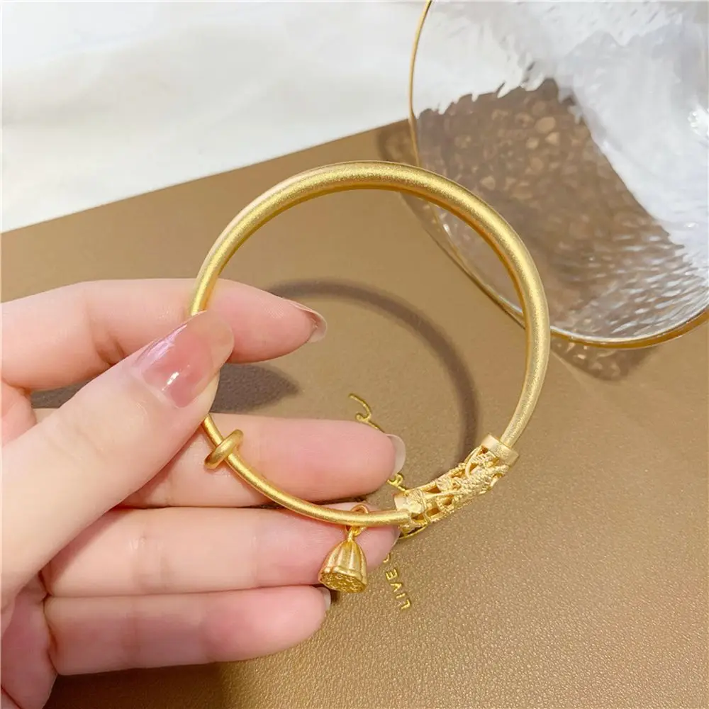 Shakin Personality Decoration Handmade Craft Chinese Red String Bracelet Women Bracelets Hollow Flower Bangles Lotus Pendant