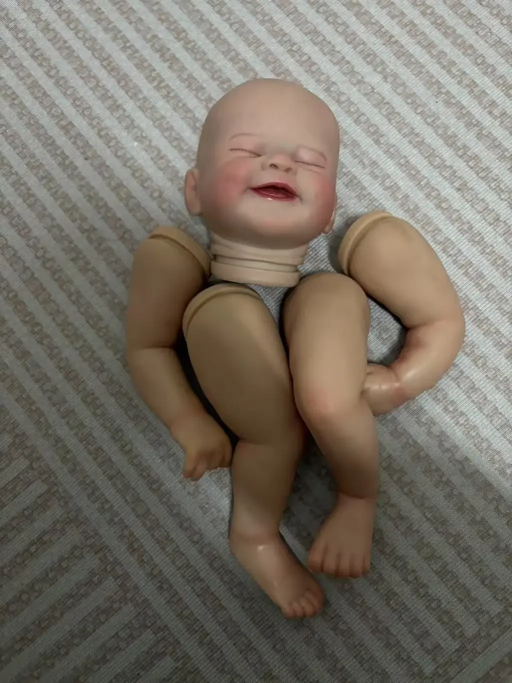 EGO Customzied suministro limitado 18 pulgadas Reborn Baby Alisha Kit pintado DIY parte regalo de Navidad
