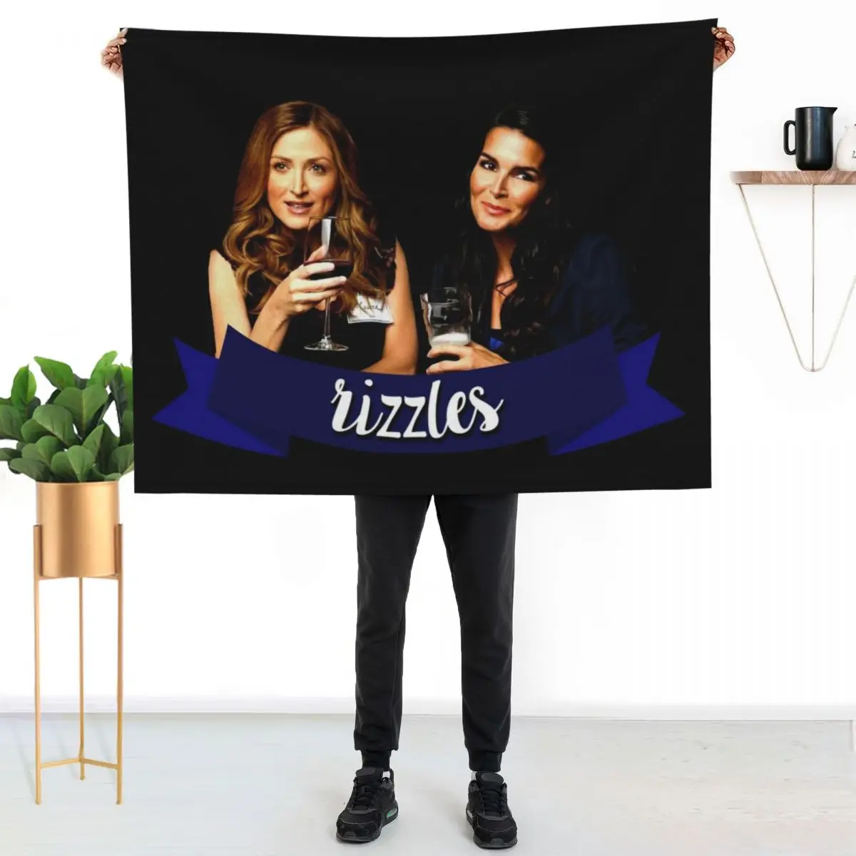 

Rizzles (Maura & Jane) Throw Blanket Soft Cozy Blanket for Pet Kids Adults