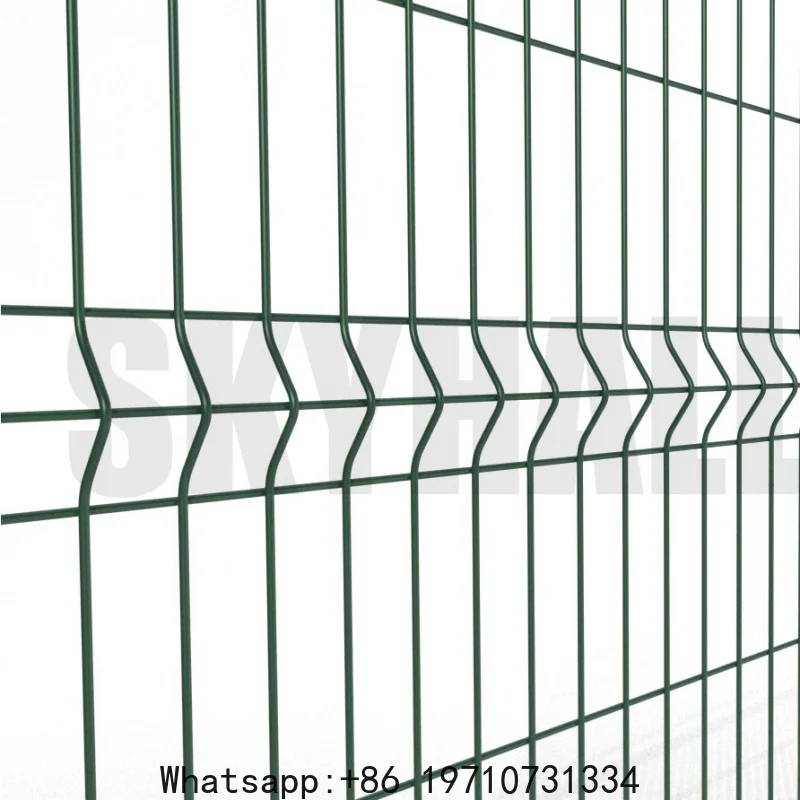 custom.Green Powder Coated Galvanized V Bending Welded Wire Mesh Fence Park and Garden