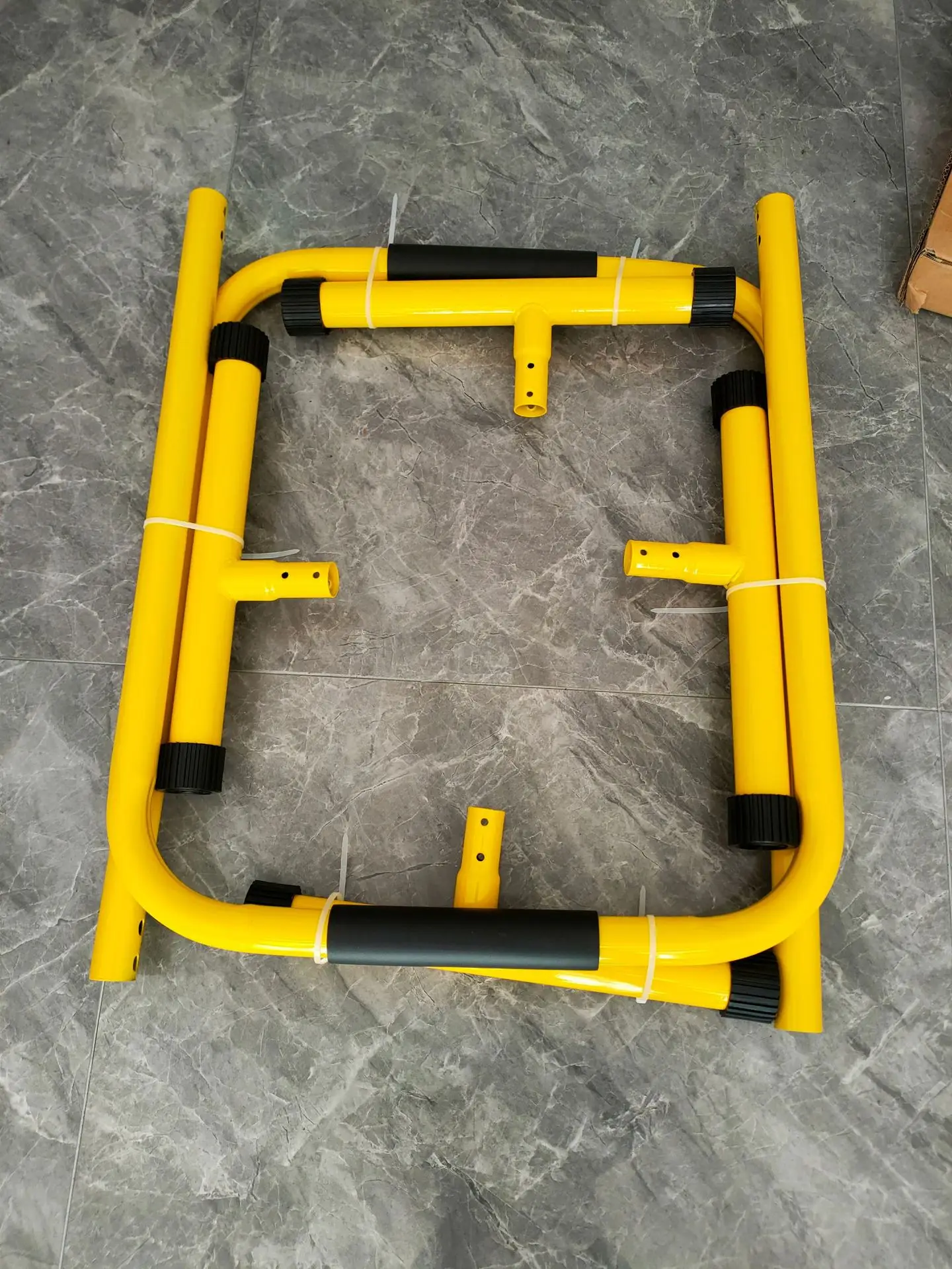 

Fitness Multi Functional Strength Training Pullup bar Dip Stand Parallel Bars