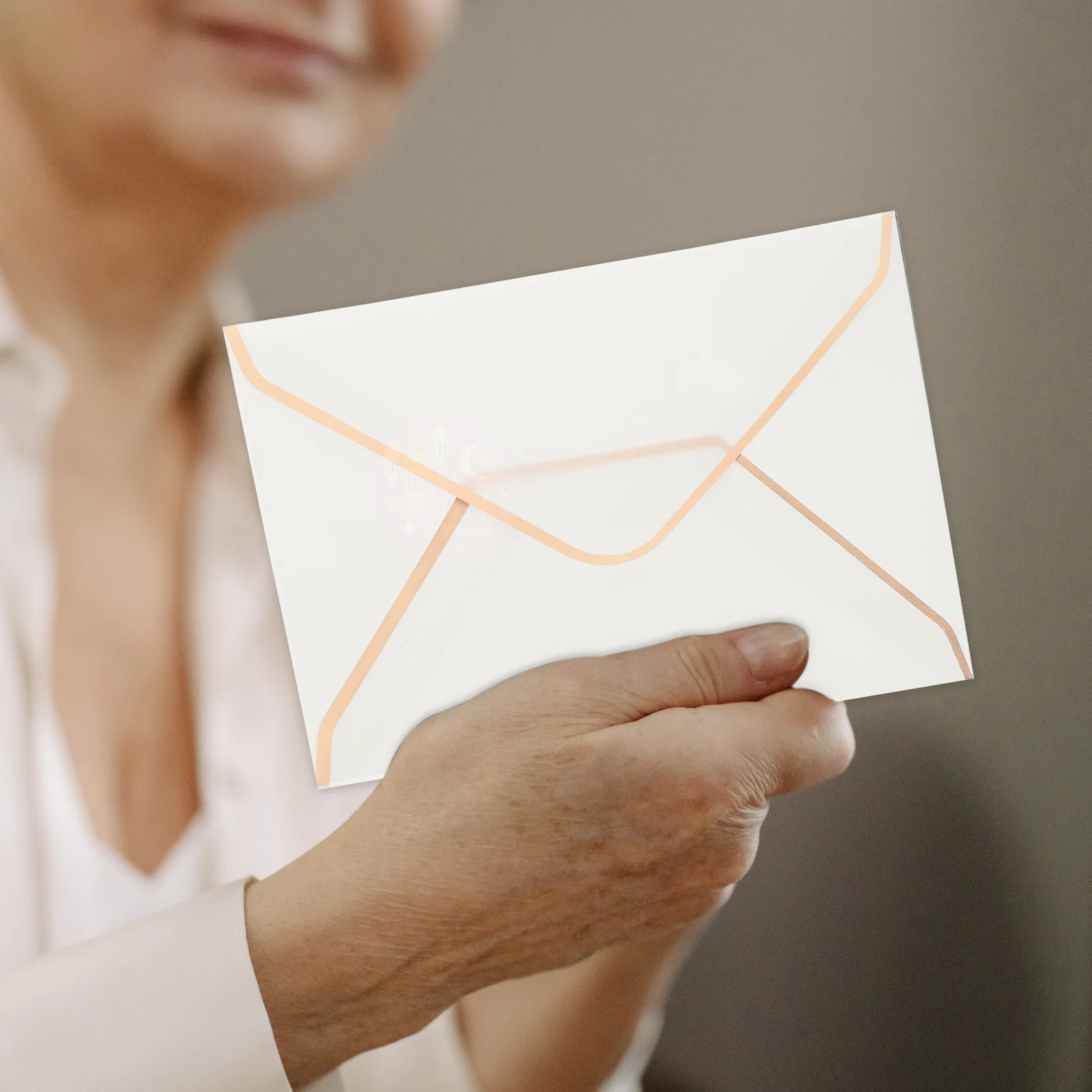 10Pcs Hot Stamping Envelopes Smooth Transparent Wedding Invitation Envelopes for Greeting Cards Birthday Party Celebration