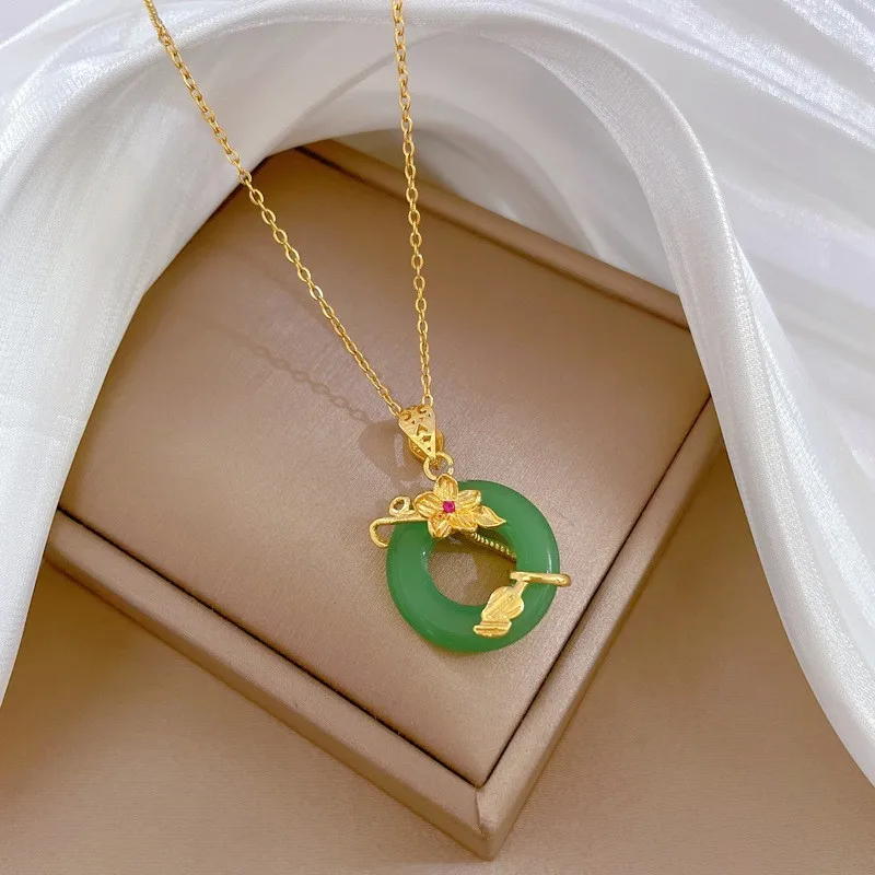 

Flower-shaped jade ring, elegant slightly diamond-encrusted stainless steel necklace, female Internet celebrity collarbone chain