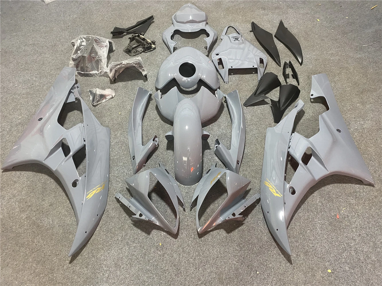 

Motorcycle Fairing Kit for Yamaha R6 06-07 YZF600 2006 2007 Fairing Gold Cement grey