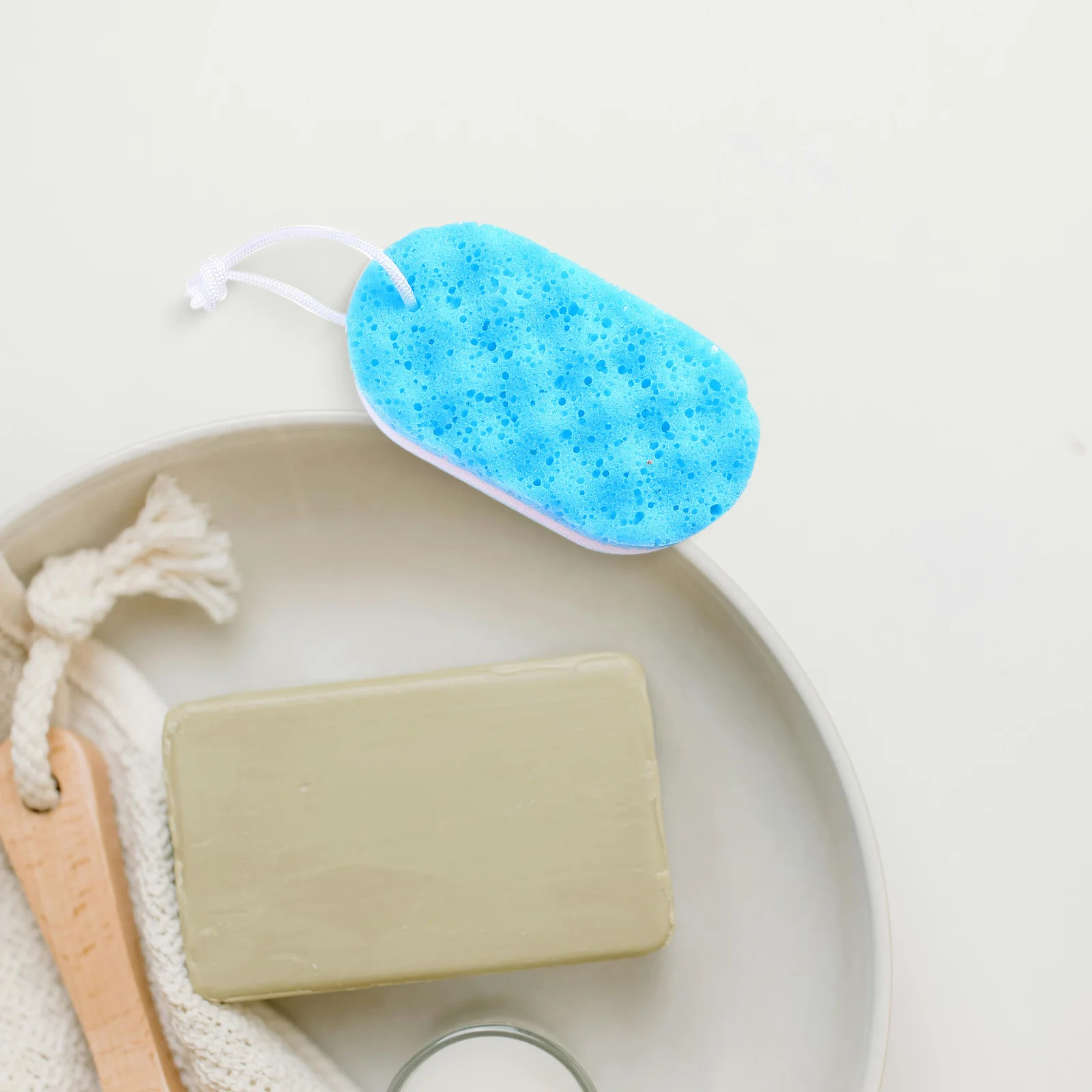 6 قطع من إسفنجة الحمام المميزة مزدوجة الجوانب لتقشير الدش ومستلزمات تنظيف الجسم خفيفة الوزن ومحمولة للبشرة البالغة