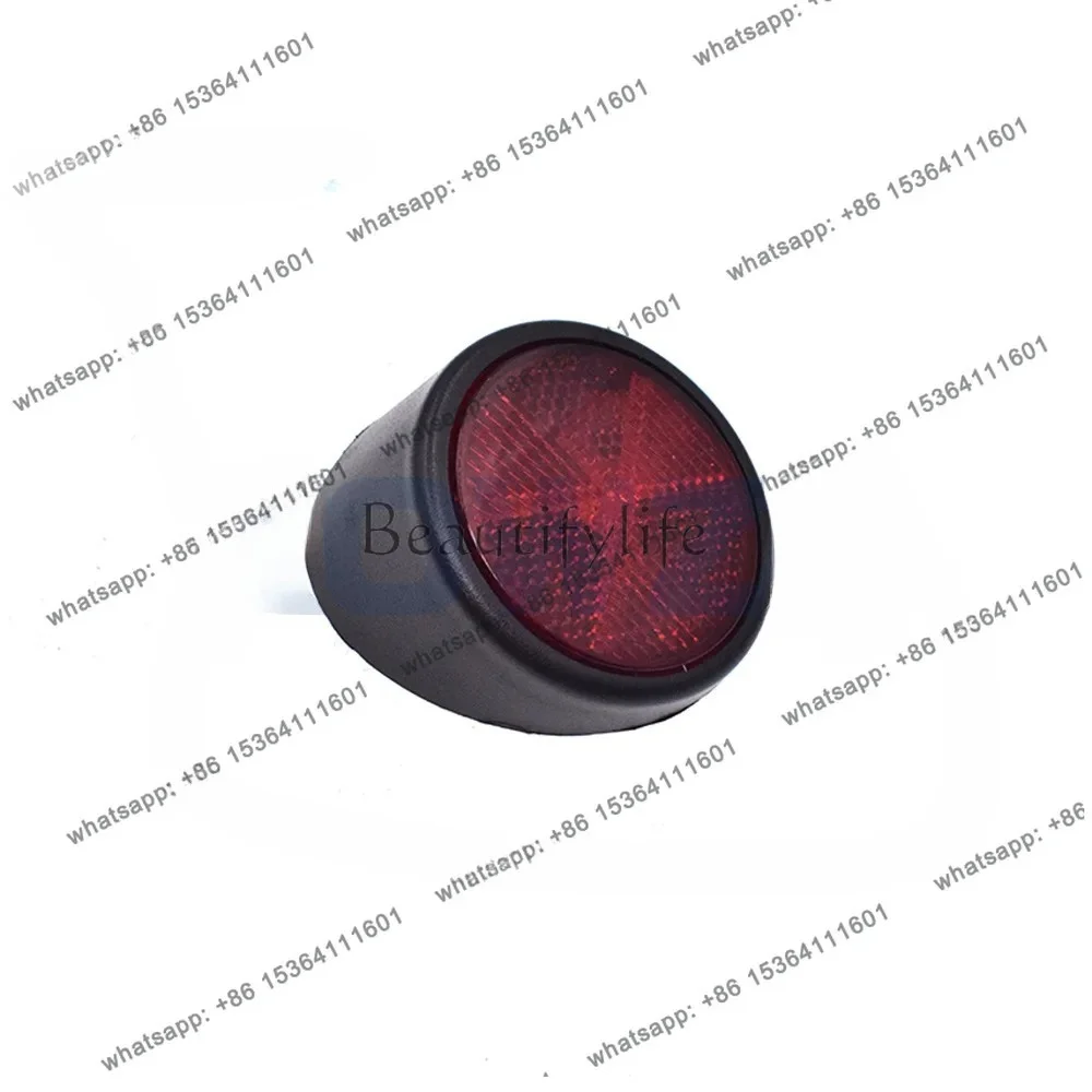 MR109136 MR296244 Right reflector for L200 1996-2007 4M404G634D566G72