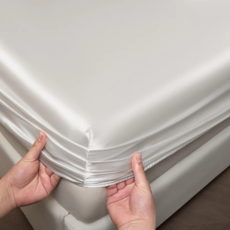 New Satin Fitted Sheet European Style Rayon Mattress Cover Elastic Band Bed Sheet King 140x200 160x200 No Pillowcase Beddings