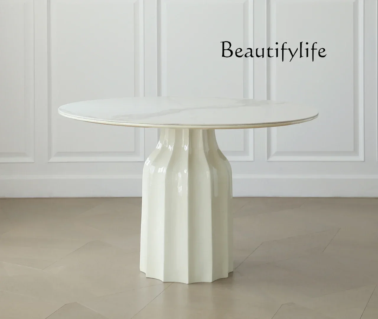 Light luxury simple shell dining table French retro cream style solid wood round dining table small apartment high sense