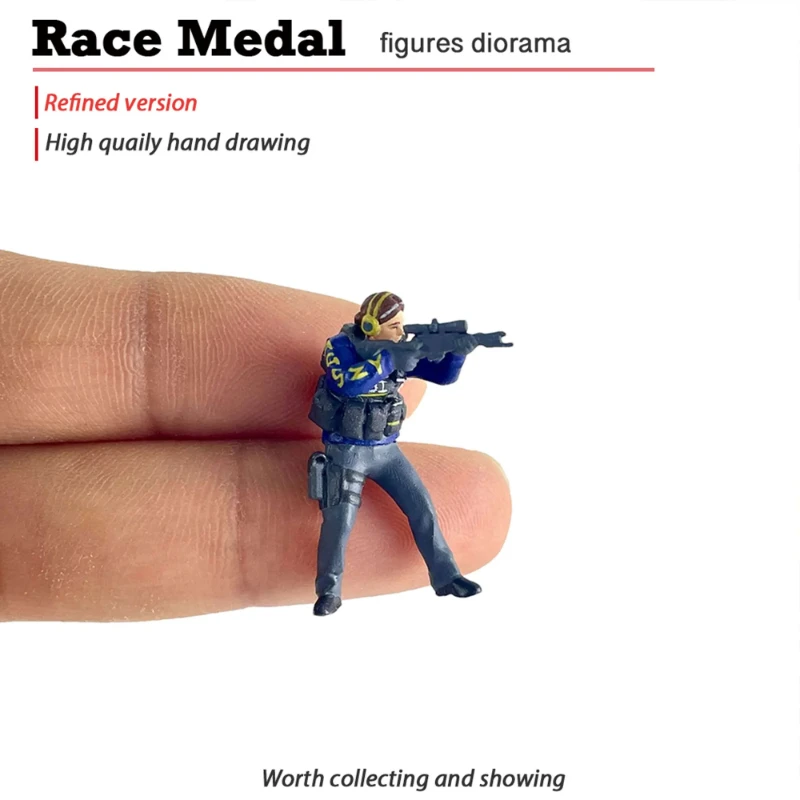 1/64 Figure Police Game Classic Against Elite Microlandscape Scene Micro Photography Resin DIY Painted Figurine Miniature Garage