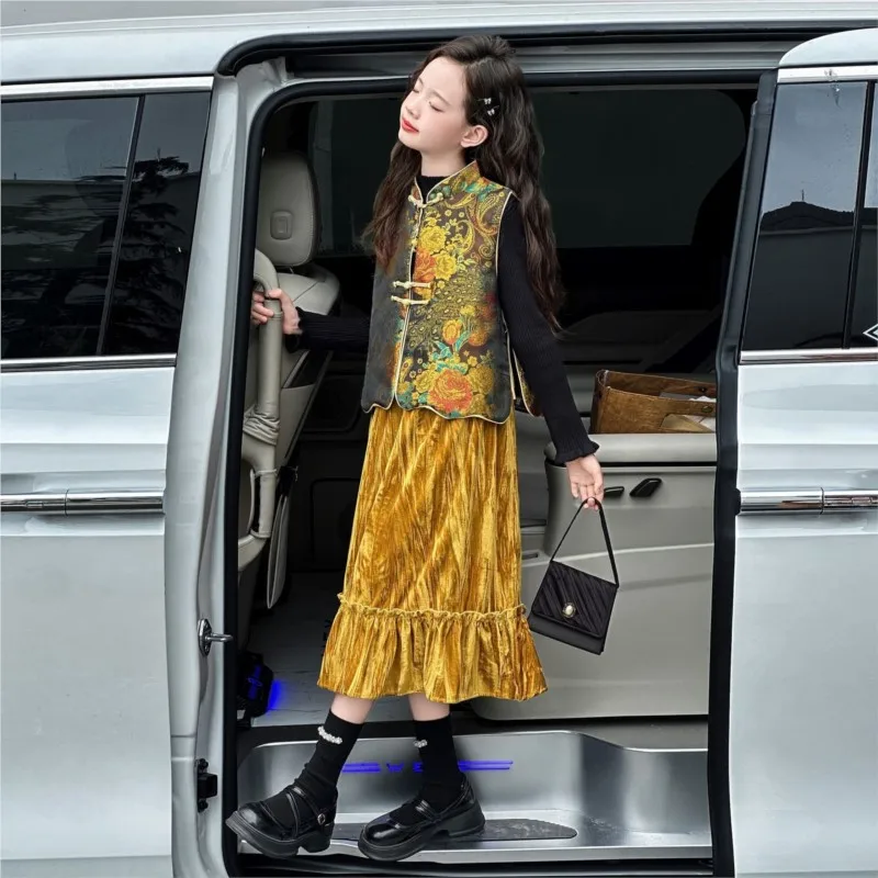 

Комплект одежды Тан в китайском стиле для девочек, осень/зима 2026, новый детский древний жилет без рукавов, юбка, свитер, комплект из 3 предметов LJ035