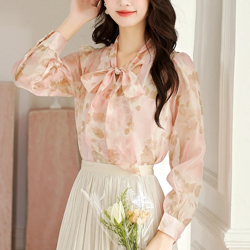 

2025 Women's Printed Shirt Elegant Bow Lace-Up Long Sleeve Women Chiffon Shirt Casual Tops Femme