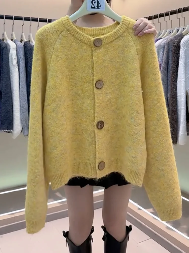 

Корейский мягкий и уютный вязаный кардиган-накидка свободного кроя, осенняя новинка, универсальный, больших размеров, омолаживающий топ