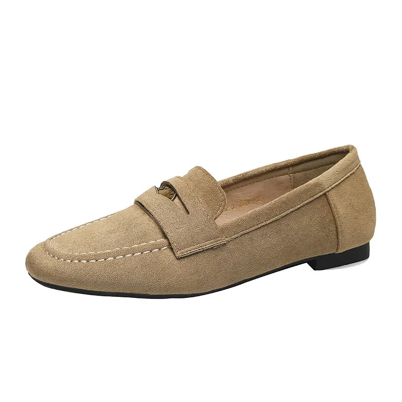 صنادل ماري سوداء صغيرة من Miu، أحذية بدون كعب سميكة من الجلد على الطراز البريطاني، أحذية مسطحة للنساء من الصين