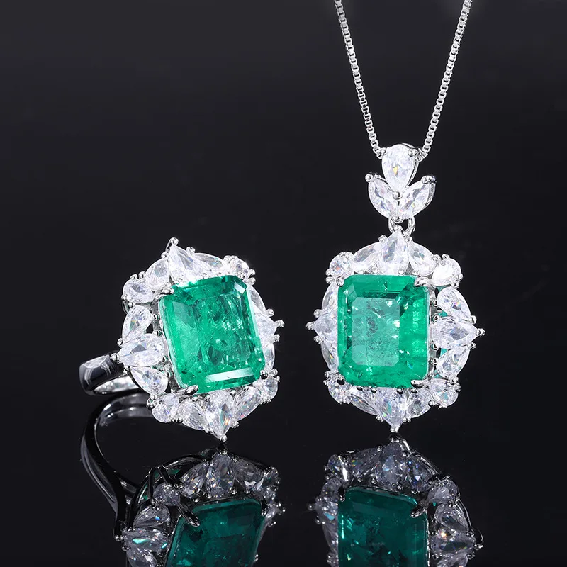 New High-end Jewelry Luxury Inlay Fashion Emerald Pendant Ring Handmade Diamond Set Main Stone 12*14