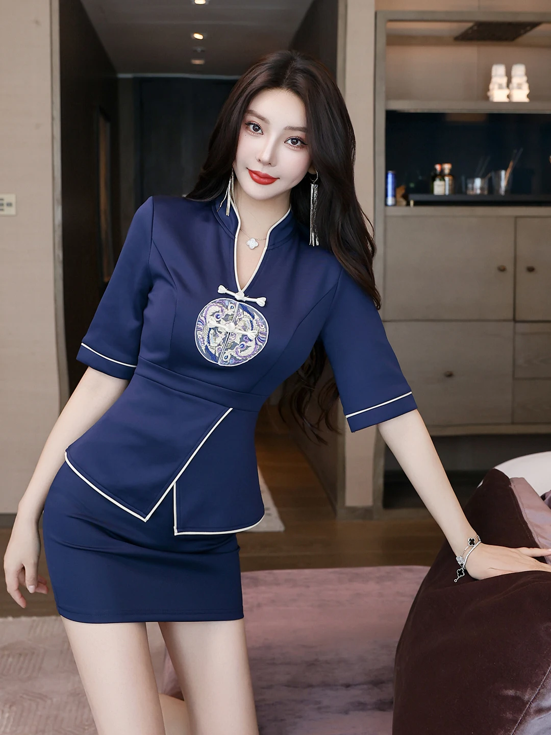 

Набор для массажа стоп Ele Foot Bath Massage Techan orm Set: высококачественная рабочая одежда для салонов красоты и медицинских центров из смеси полиэстера и спандекса