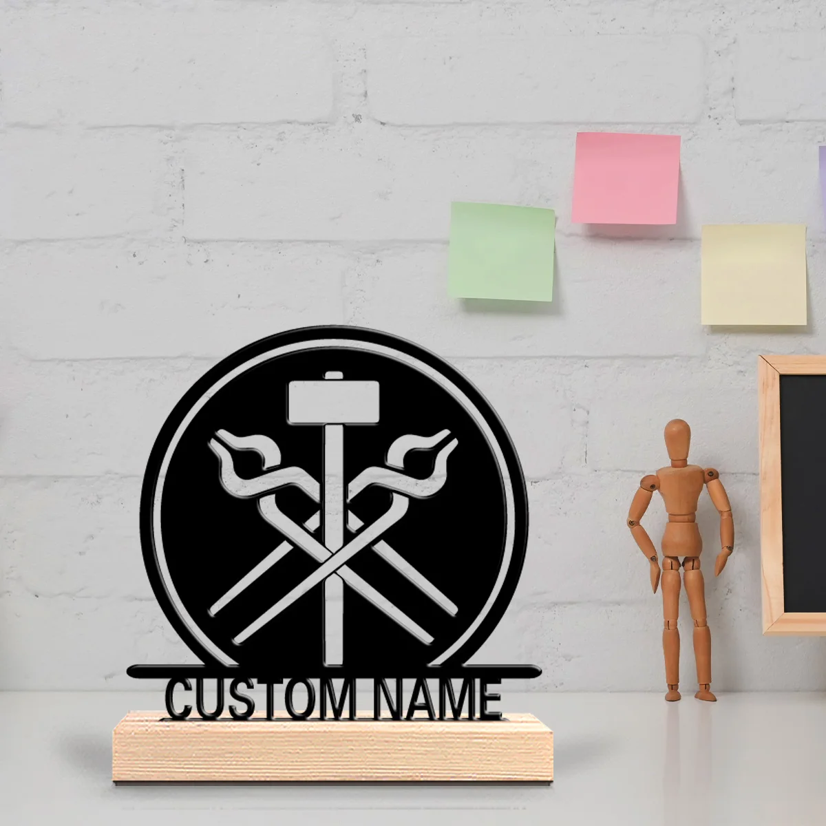 1 قطعة تماثيل حداد رومانسية مخصصة/أعمال المعادن تأتي مع قاعدة خشبية ، مناسبة كهدية للمحترفين