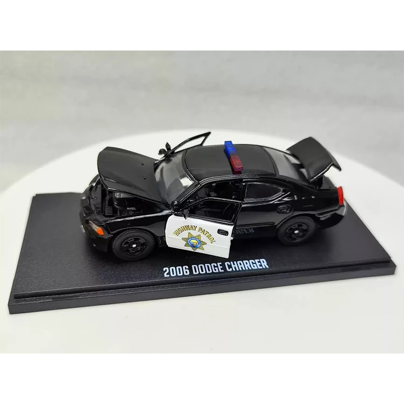 Greenlight-Voiture l'inventaire de la série Dodge Charger pour enfant, véhicule moulé sous pression, projection de 1/43, véhicule en alliage pouvant être ouvert, cadeau de Noël