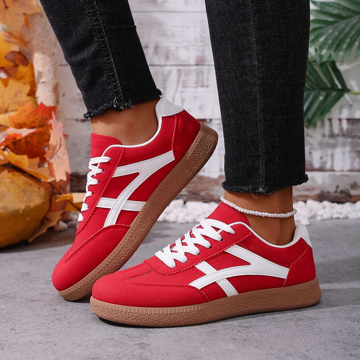 

Women Casual Sneakers Fashion Flats Vulcanize Sneakers Fashion Round Toe Lace Up Comfortable Flat Shoes Women Zapatos De Mujer