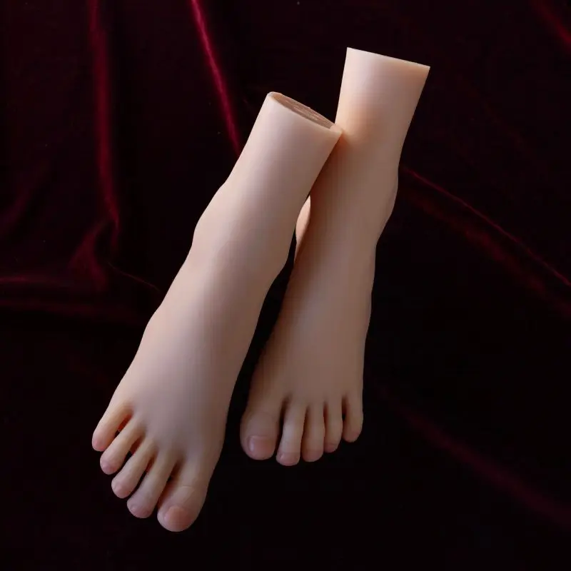 Lifelike Silicone Female Foot Model Mannequin Women Feet for Photography Shoes Sock Display Fake Nail Art Small Size 18cm TG3301