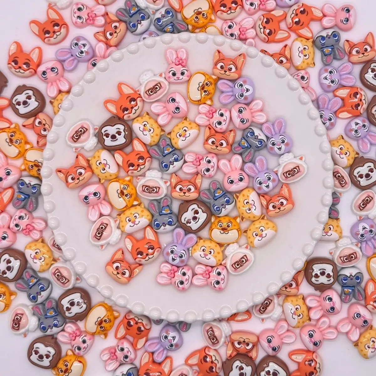 

Cartoon crazy animal resin accessories DIY keychain hairpin shoe flower cup phone case Judy Nick interesting mini materials