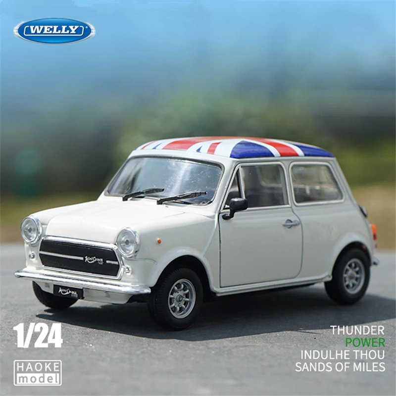 WELLY 1:24 MINI COOPER 1300 Alloy Car Model Diecasts Metal Toy Classic Car Model High Simulation Collection Childrens Toy Gifts