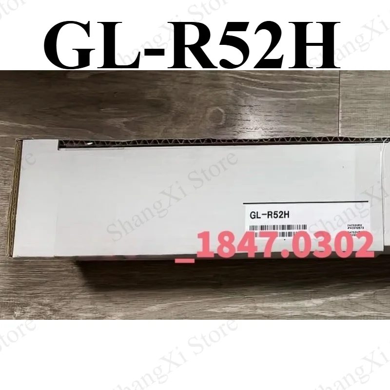 1PCS Brand New GL-R52H Safety Light Curtain Fast Delivery