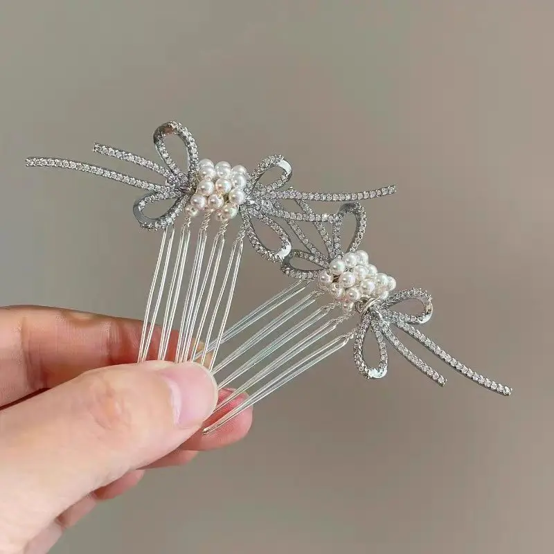Retro Pearl Rhinestone Bow Hair Comb with a Sweet Vibe, Exquisite and Elegant Hair Comb