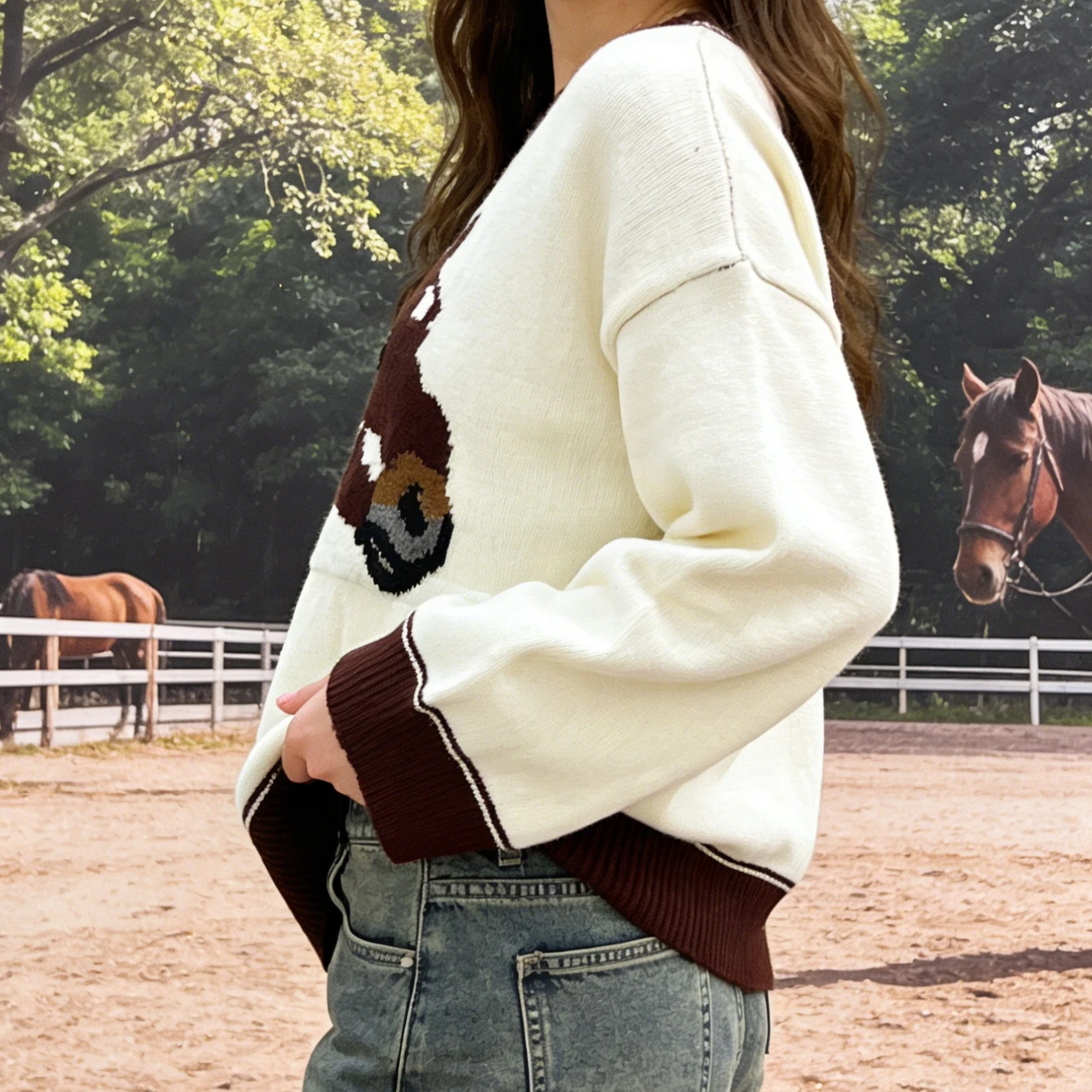เสื้อสเวตเตอร์ถักแฟชั่นสำหรับผู้หญิง ฤดูใบไม้ร่วง ฤดูหนาว แขนยาว คอกลม ลายหัวม้า เสื้อถัก