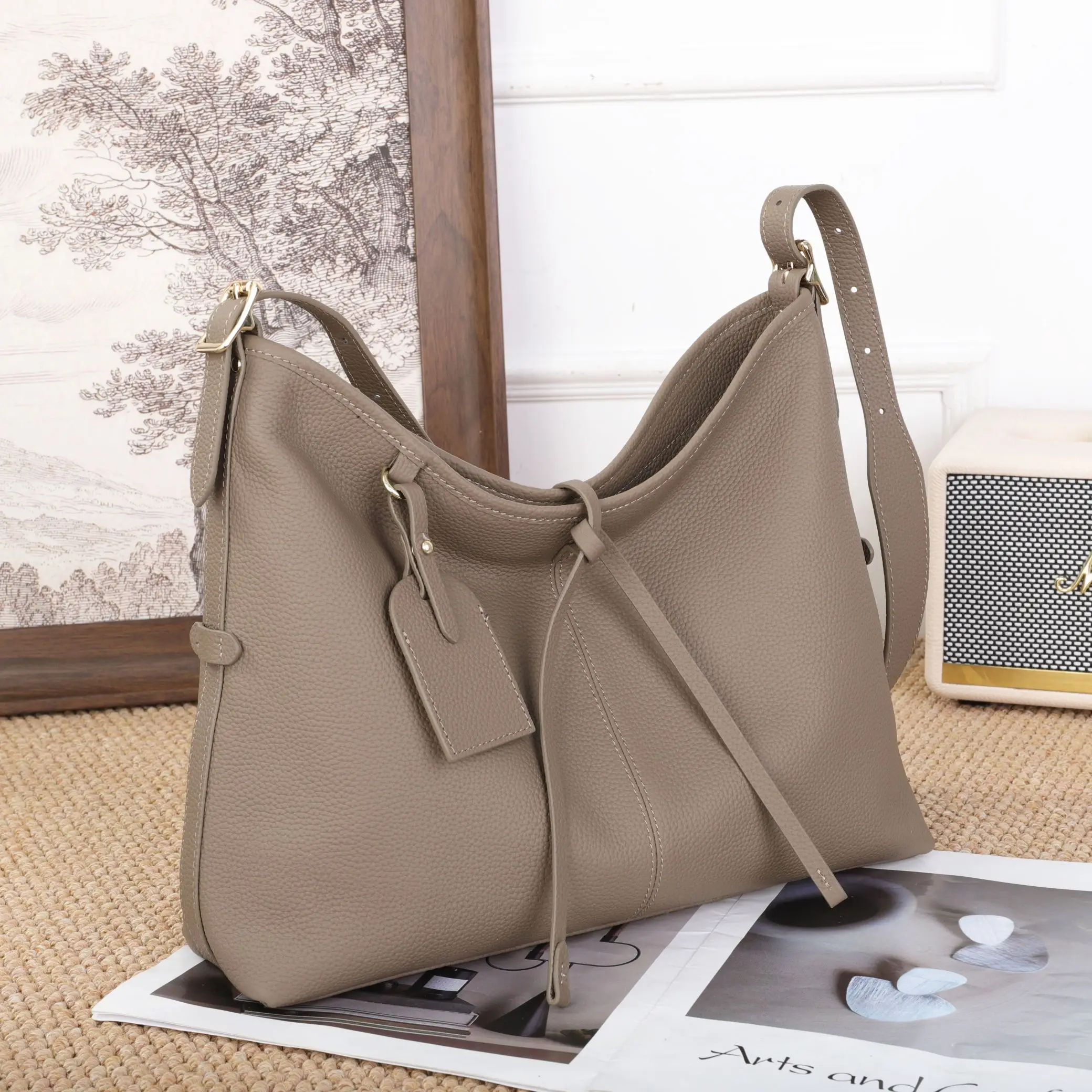 Genuine Grade Cow Leather Women's Fashion Large Tote Luxury Deisgner Brand Cowhide Female Shoulder Crossbody Bag for Woman New