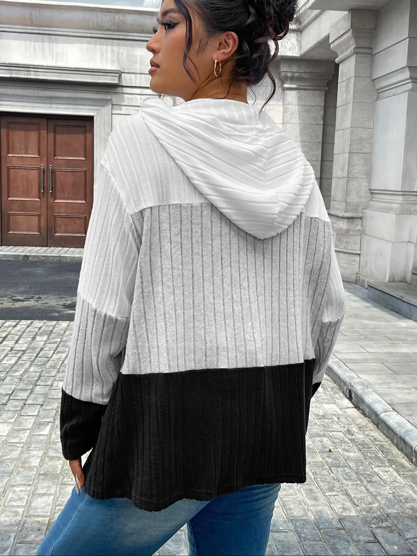 Plus Size Women's Casual Sweatshirt, Sporty Style Fitted Design, Spring & Fall Woven Fabric, Moderate Thickening, Comfortable Da