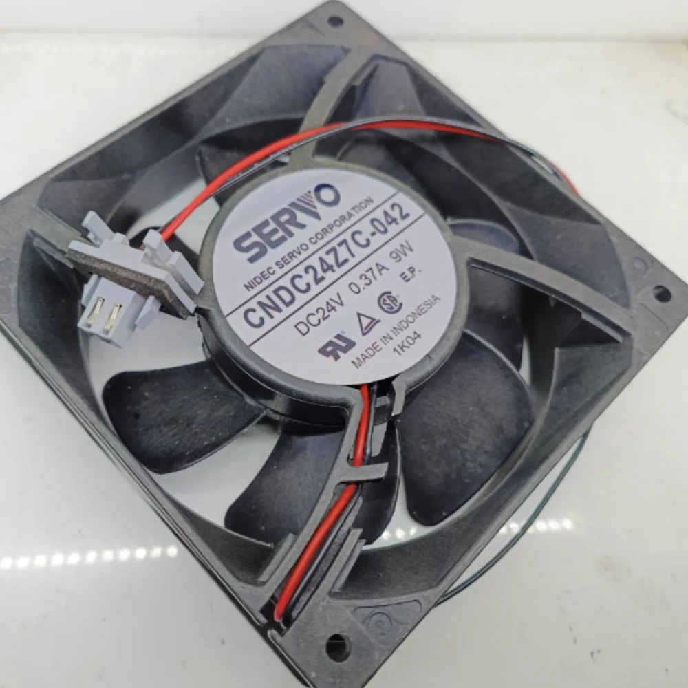 SERcalculator d'origine CNDC24Z7C-042 24V0.ino A 9W ventilateur de refroidissement Sicile à deux fils