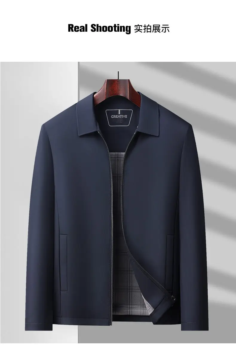 Hochwertige Business-Jacke mit Business-Kragen, Executive-Blazer mit Revers und Kette, Schwarzer Mantel, Vater-Outfit – Detail 2