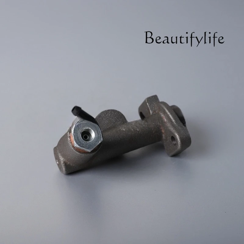 

Suitable for E2000 van car clutch pump S47P-41-400 clutch master pump
