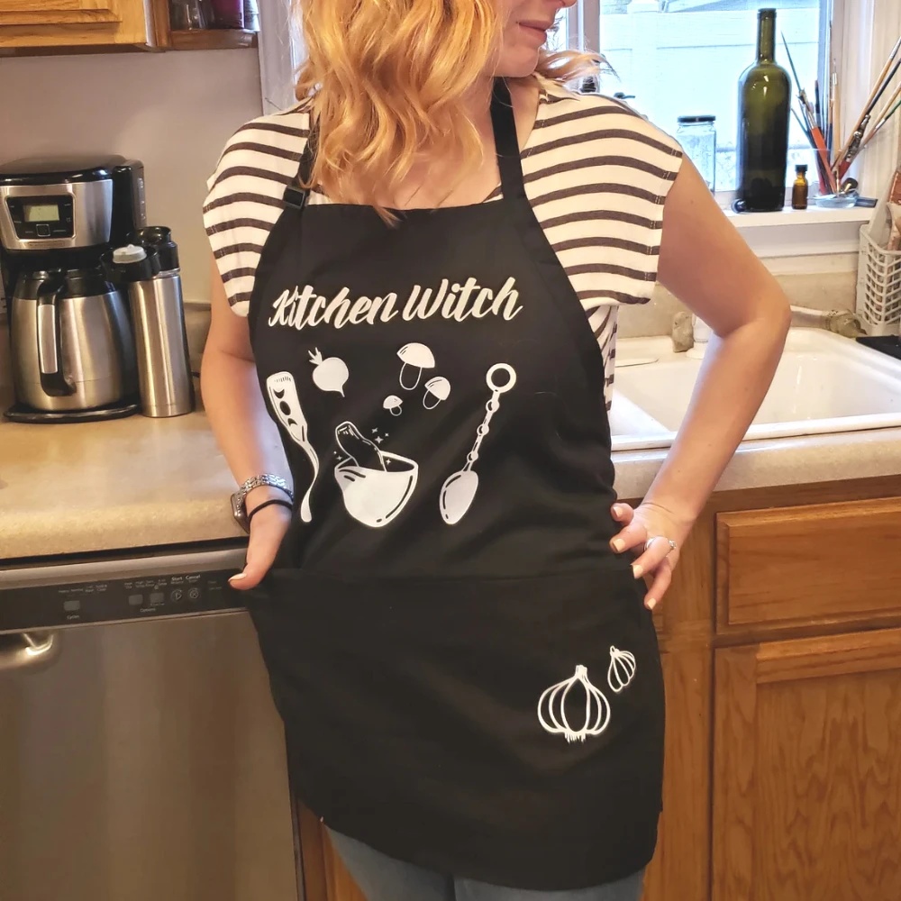 

Vintage Witchy Kitchen Witch Aprons Cooking & Baking Apron for Witchy Kitchens Halloween Gift for Friends Halloween Decoration