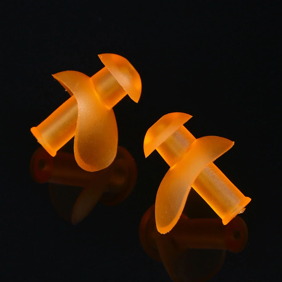 Zestaw pomarańczowych silikonowych klipsów na nos do pływania, wodoodporne, wygodne do długotrwałego noszenia, do pływania, pod prysznic, treningu, zapobiegające wnikaniu wody do nosa.