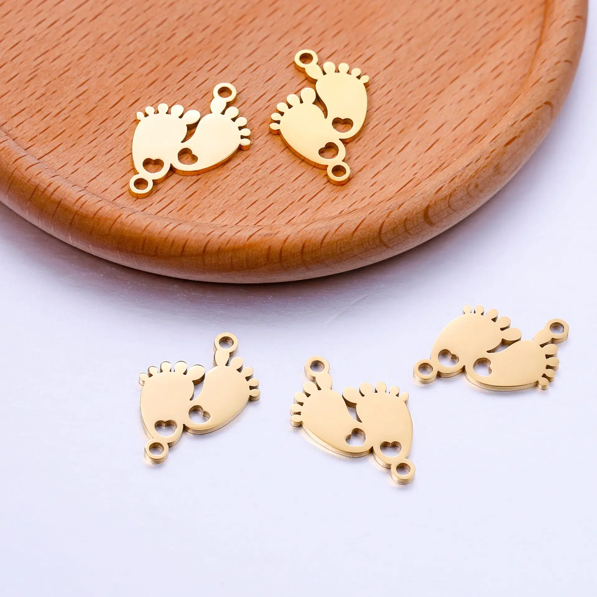 5Pcs/Lot Feet Charms Stainless Steel Cute Baby Foot Pendant  Double Hole Connectors for DIY Jewelry Making Supplies Accessories