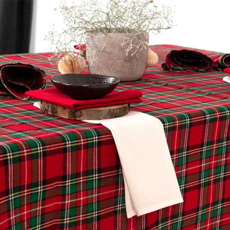 DD Christmas new year Red Green Plaid Tablecloth Party Tablecloth Vintage Dining Table Cover for Home Living Room Decoration