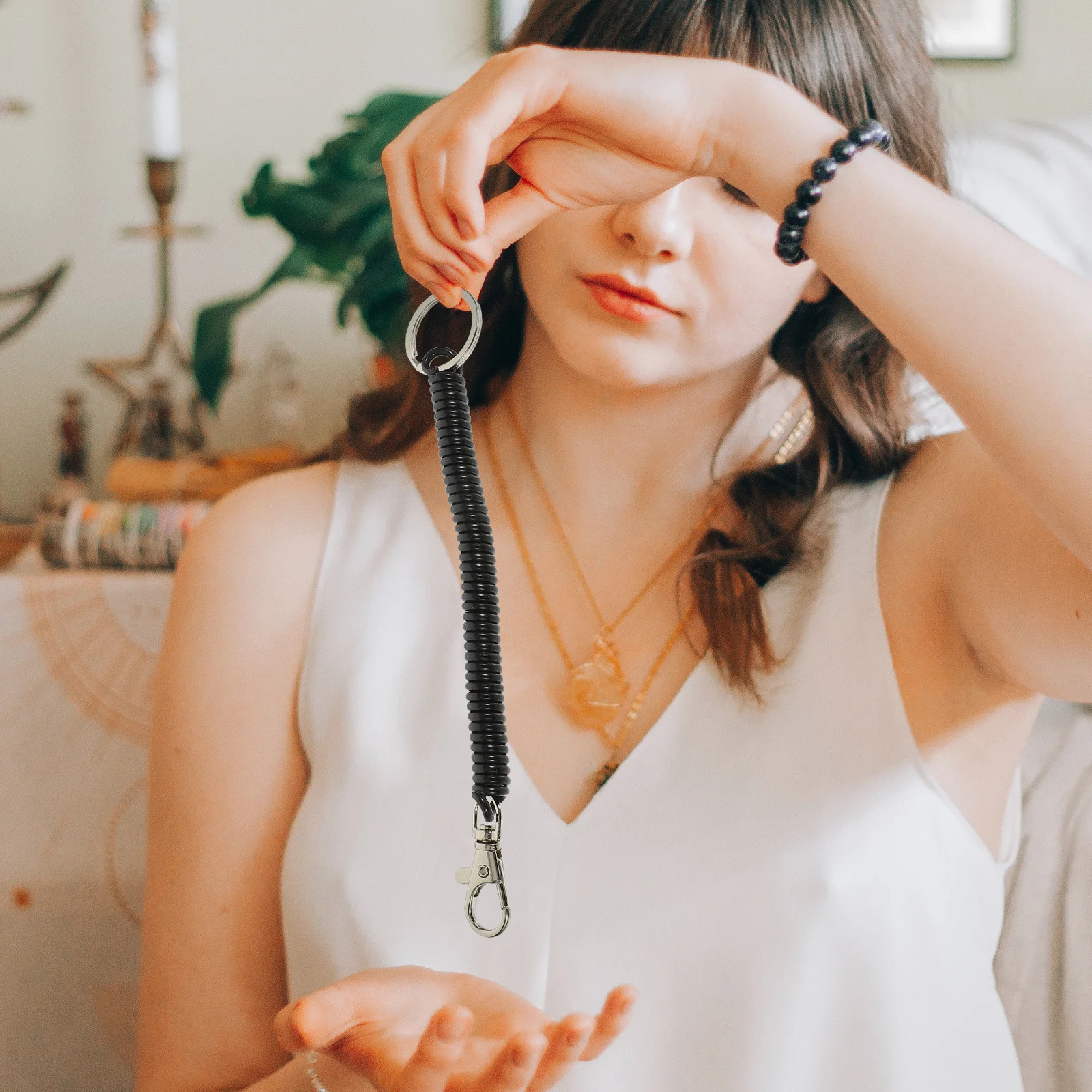 

6Pcs Anti-Lost Rope Wrist Keychains Elastic Spring Coil Retractable Key Chain Outdoor Key Holder for Women Men