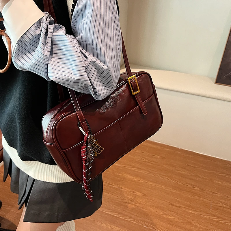 LEFTSIDE Small PU Leather Underarm Bags for Women 2024 Winter Y2K New Trend Fashion Shoulder Tote Bag Handbags and Purses image 3