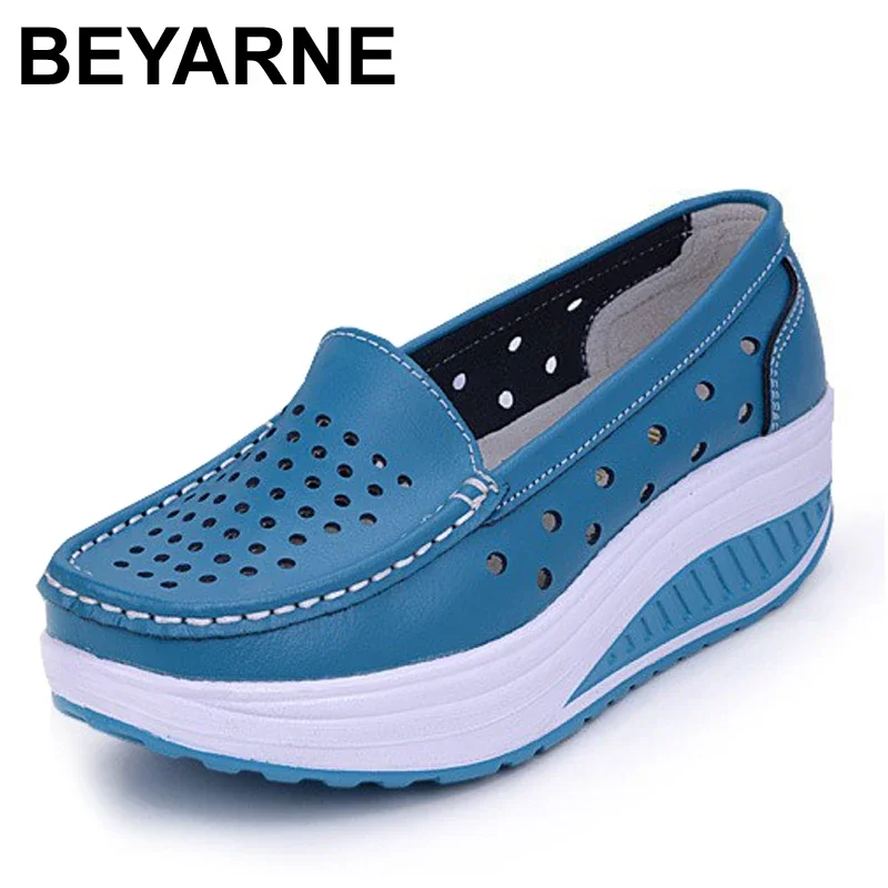 

2025/обувь для медсестер, летние белые туфли из натуральной кожи на платформе, большие размеры, туфли на танкетке, женские рабочие туфли с сетчатыми отверстиями