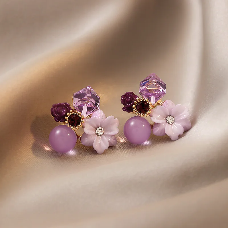 2023 New Korean Fashion Purple Crystal Beads Flower Stud Earrings Premium Sense Sweet Earrings for Women 2 Rupee Item