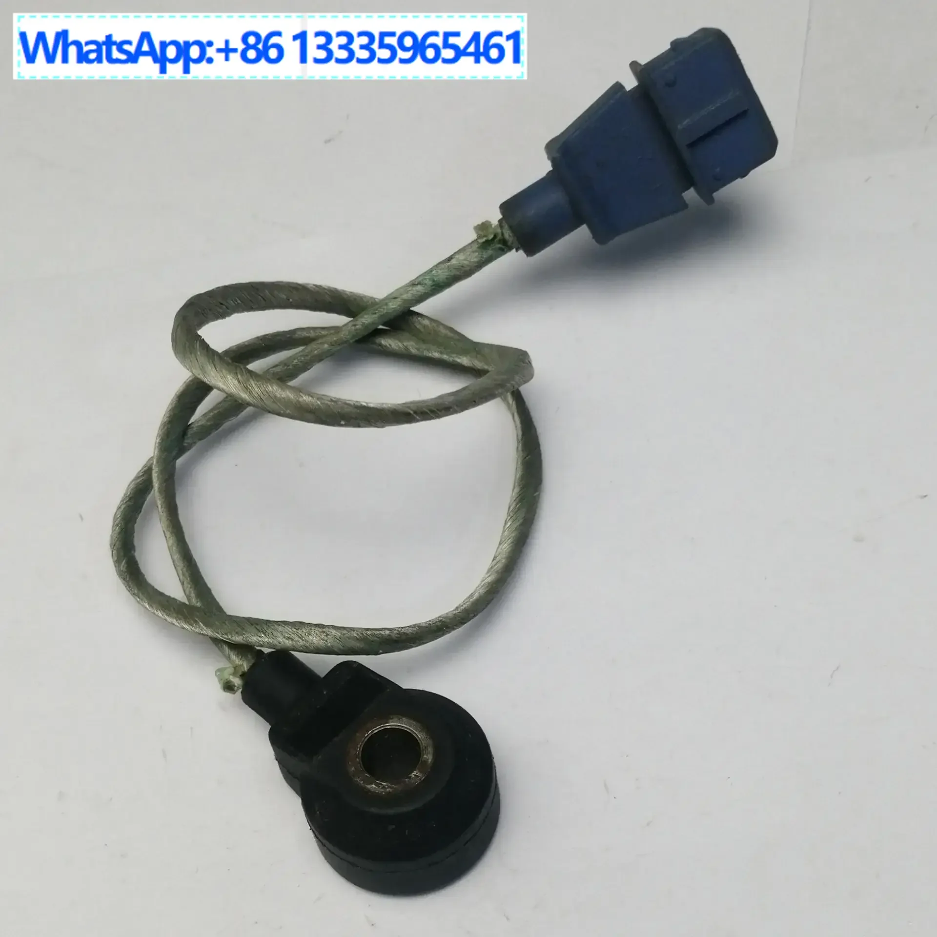 

Для Audi92 Seat Volkswagen Jetta Passat Датчик детонации 0261231036
