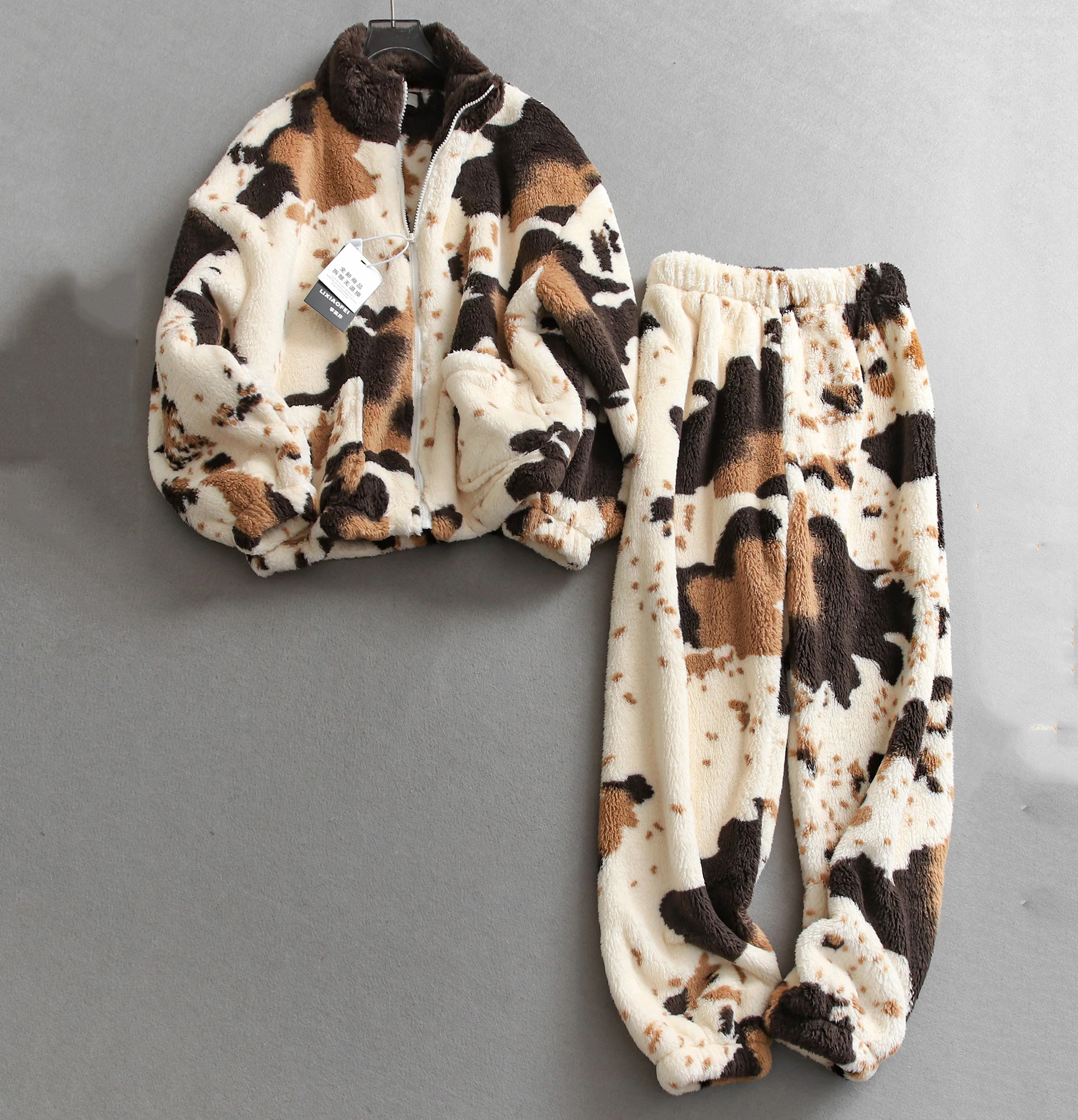 

Women's Hooded Pajamas Autumn Winter Home Clothes Plush Comfortable Soft Thick Long Sleeved Top Loose Ankle Pants Two-piece Set